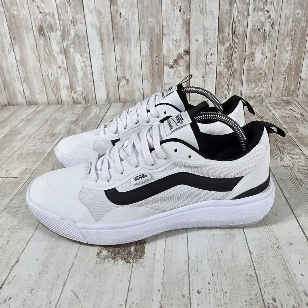 Vans UltraRange EXO‎ White Black Low Top Athletic Sneakers Womens 10 Mens 8.5